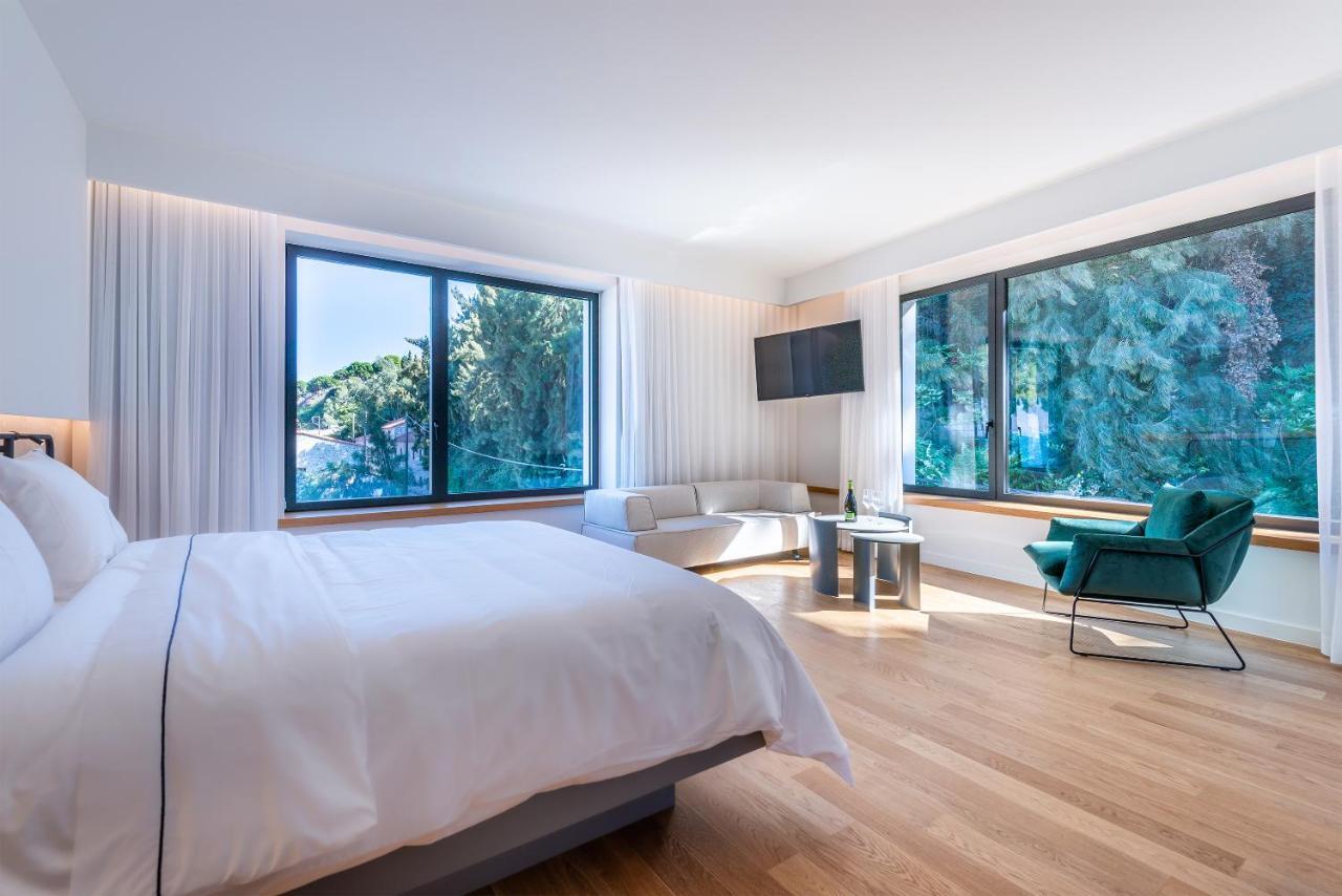 Amario Suites Hotel Aigio Dış mekan fotoğraf