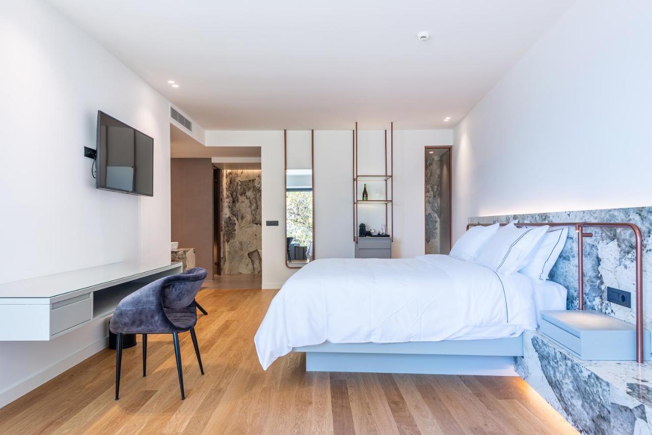 Amario Suites Hotel Aigio Dış mekan fotoğraf