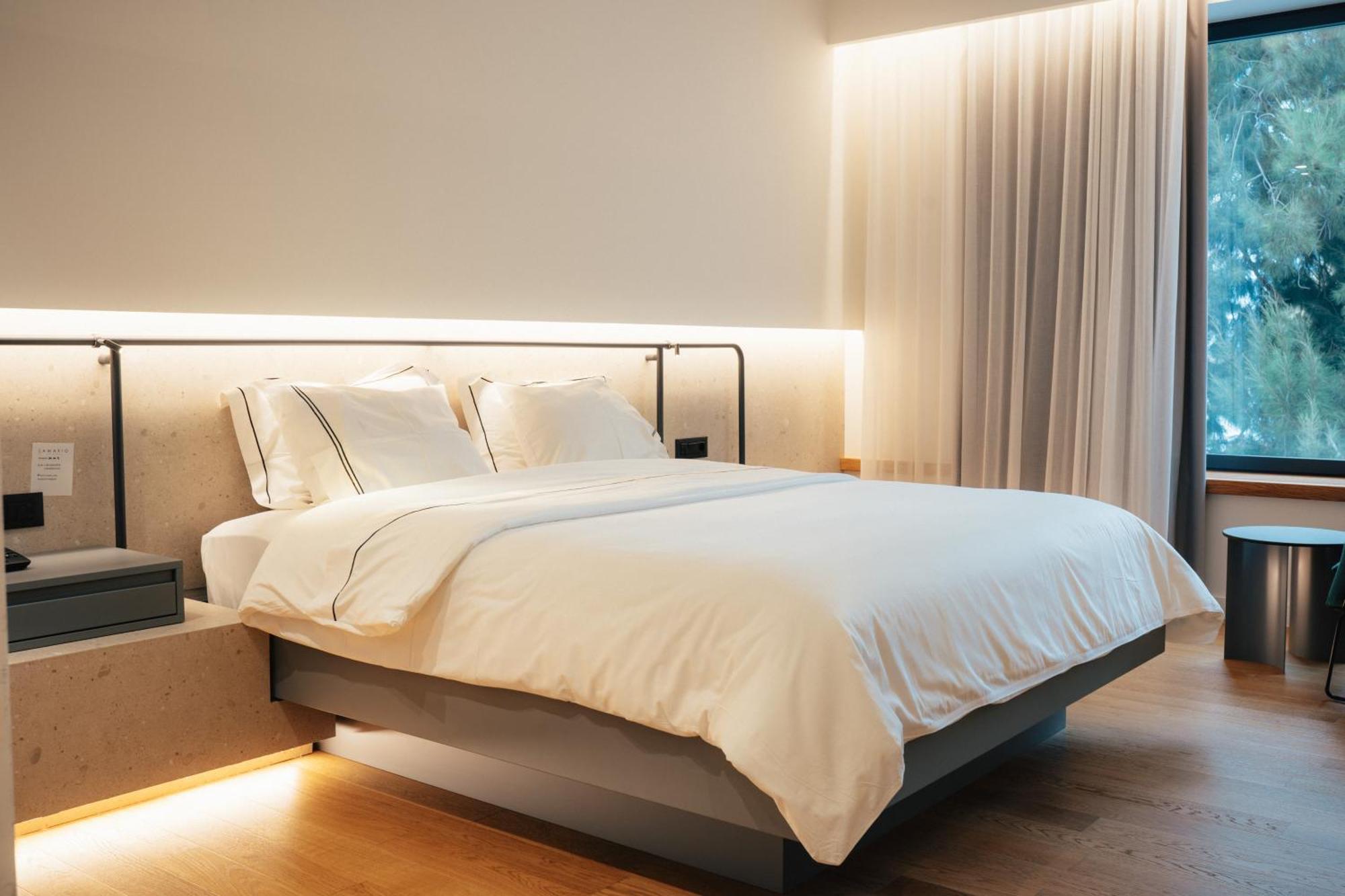 Amario Suites Hotel Aigio Dış mekan fotoğraf