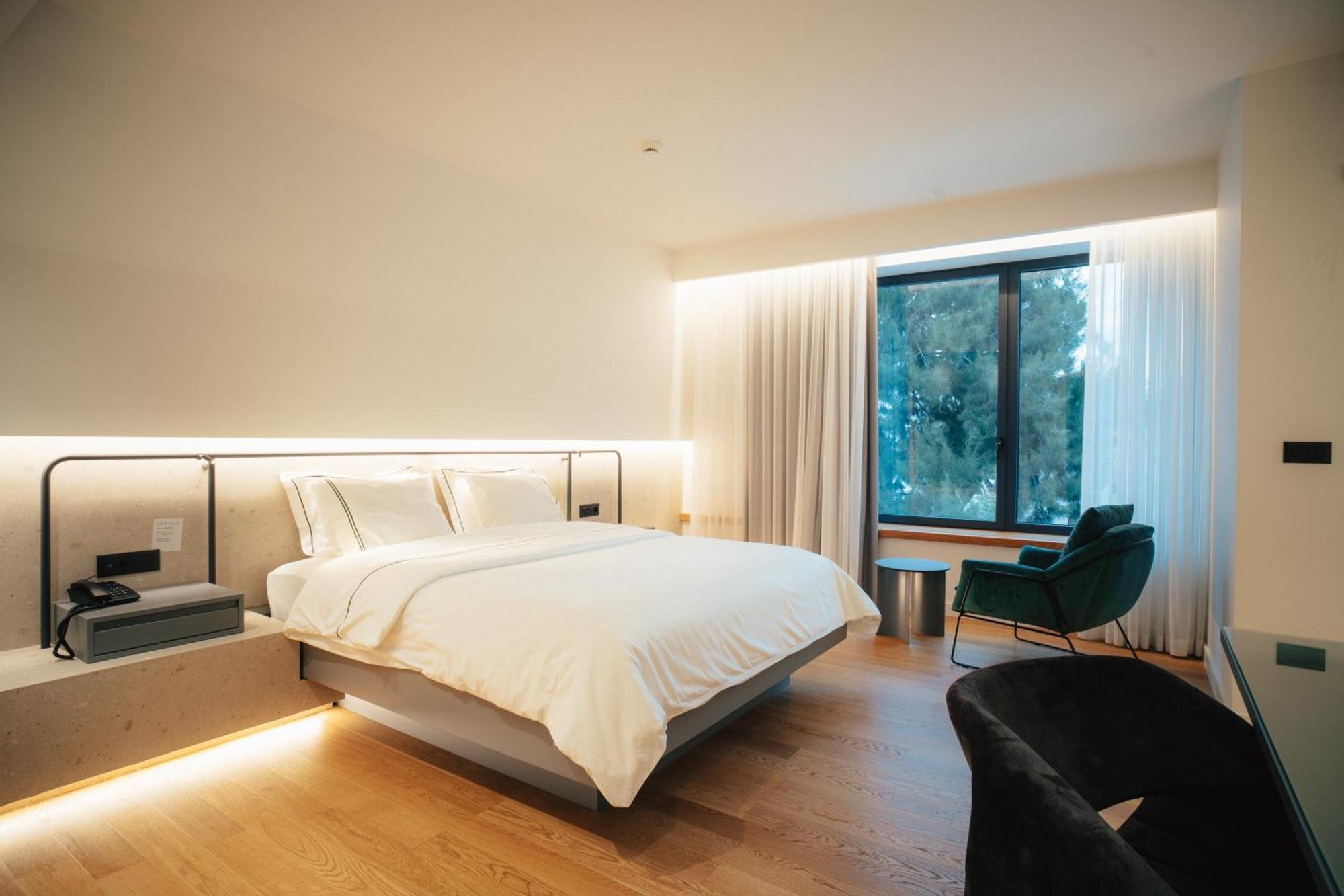 Amario Suites Hotel Aigio Dış mekan fotoğraf
